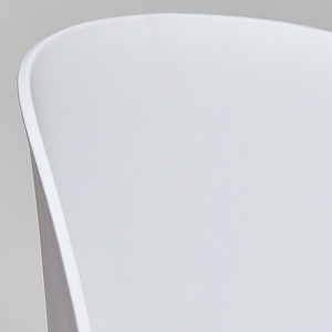 Стул Beetle Chair, металл/пластик белый