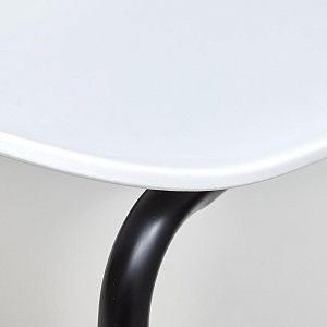 Стул Beetle Chair, металл/пластик белый